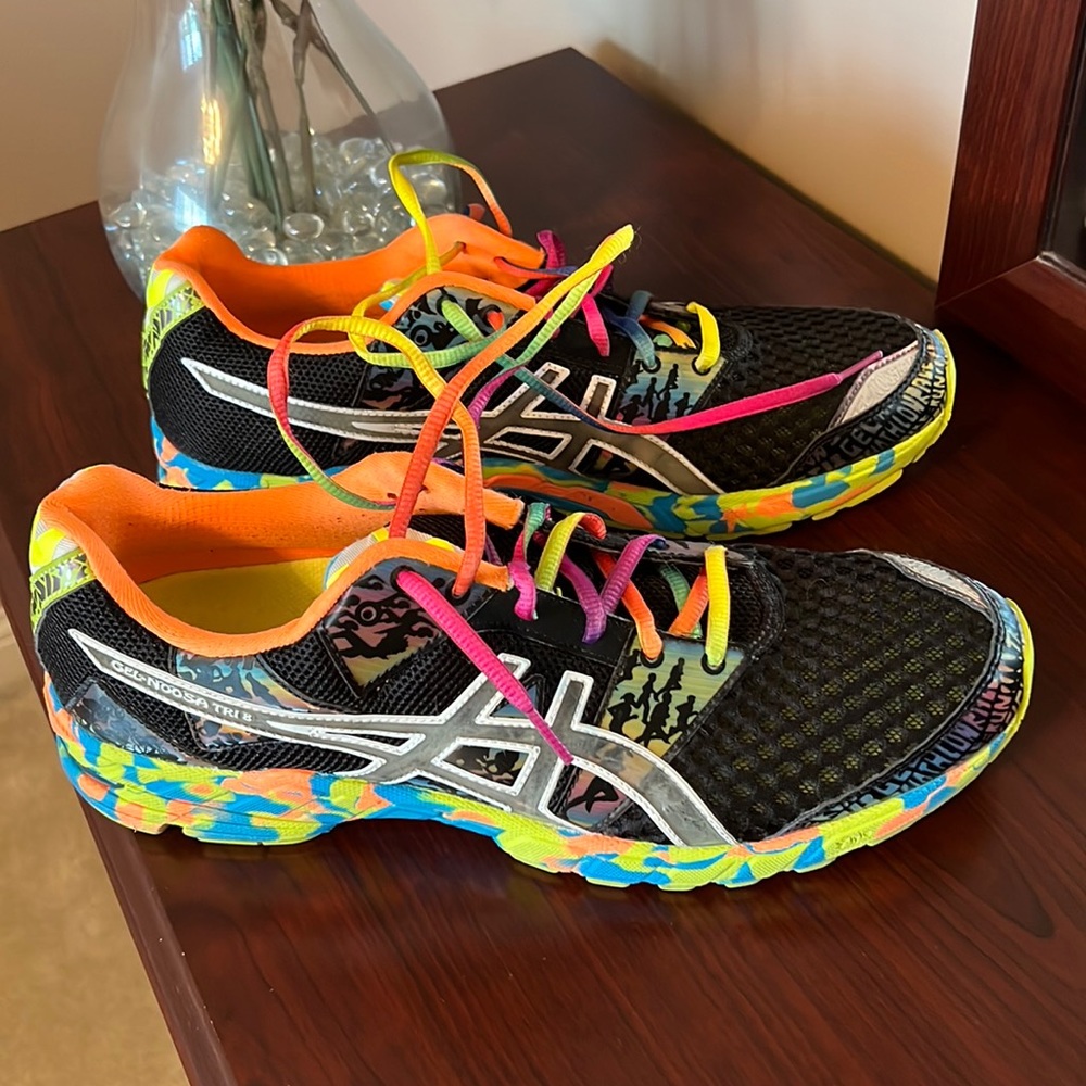 Mens rare ASICS gel noose tri 8